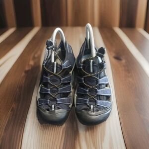 Keen Women's Size 7 Blue  Fisherman Sandals Waterproof Hiking Walking